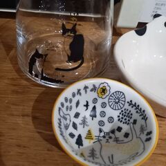 ⚠️0円出品⚠️食器3つ(猫・パンダ)の画像