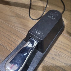 ヤマハYAMAHA電子ピアノP-125スタンド付きの画像