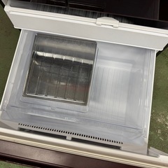 277 送料設置無料　SHARP　自動製氷機能付き大型冷蔵庫　ガラスデザイン　551L  洗濯機の画像