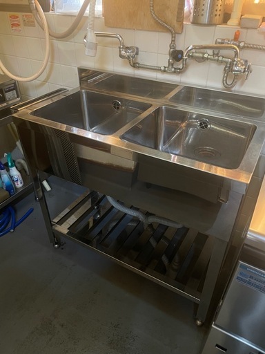 【決まりました】ステンレス　業務用　2層シンク流し台　厨房　飲食店　W９００ｘD４５０ｘH８００ｍｍ
