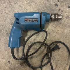 電気ドリルの画像