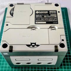 🍓  Nintendo GameCube シルバー 本体の画像