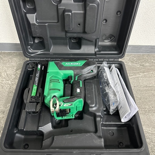 【美品】HiKOKI ハイコーキ 18V コードレス仕上釘打機 ケース・説明書付