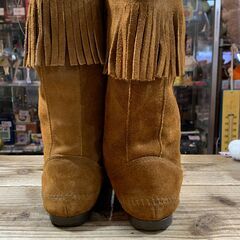 MINNETONKA フリンジブーツ スエード 中古品の画像