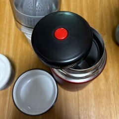 ジューサー、保温ボトル
  の画像