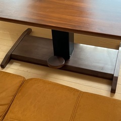 RELAX FORM(リラックスフォーム) 3人掛け、ソファー×2 重山家具工業　昇降テーブル　3点の画像