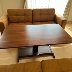 RELAX FORM(リラックスフォーム) 3人掛け、ソファー×2 重山家具工業　昇降テーブル　3点の画像