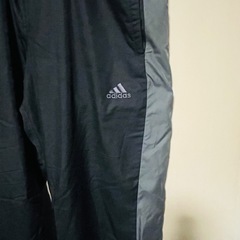 adidasアディダス　ウォームアップパンツの画像