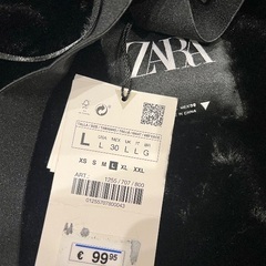 【未使用タグ付き】ZARAレディース、ダウンロングコート(Lサイズ)の画像