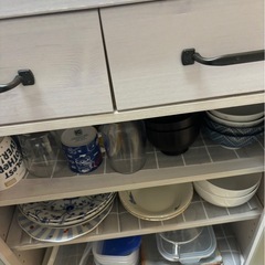 食器棚の画像