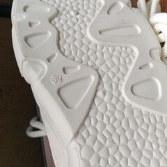 新品 24.5cm レディース スニーカー ホワイト 厚底 シューズ 識別番号:【N513-S】の画像