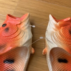 新品　魚型オレンジスリッパの画像