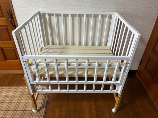 【値下げ】【美品】kihonベビーベット&布団&ベビーガード