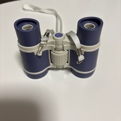 双眼鏡　
の画像