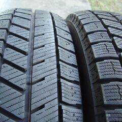 スタッドレス BS BLIZZAK VRX3 145/80R13 22年製 タイヤ単体 2本セット 9分山前後の画像