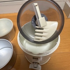 【レトロ手動タイプ】TIGER タイガー アイスクリーマー A-300 ホワイト／箱付き・カップ2個ありの画像