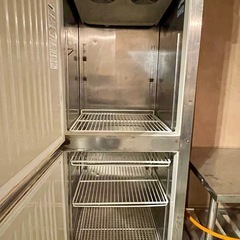 【業務用】大容量　2段式冷凍庫の画像