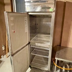 【業務用】大容量　2段式冷凍庫の画像