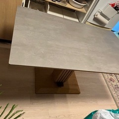 昇降ダイニングテーブル
の画像