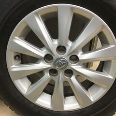 【🍀美品】ブリヂストン・スタットレスタイヤ「VRX２」１９５／６５Ｒ１５ トヨタ純正アルミホィール付・合計4本「管理No2」の画像