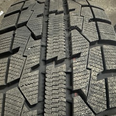 バリ溝端スタッドレスタイヤの画像