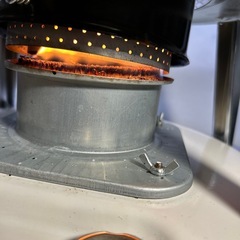 石油ストーブ 灯油ストーブ おしゃれ ヒーター 3秒だけで発熱します 灯油ストーブ 1台2役暖房器具 小型 持ち運び便利 アウトドア 海釣り キャンプ 電源不要管理番号846 の画像