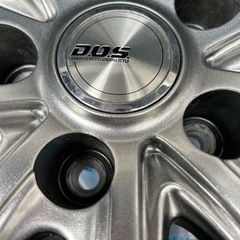 スタッドレスタイヤ交換も可能の画像