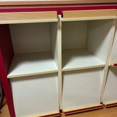 ディスプレイラック、収納棚の画像