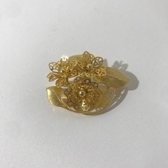 ブローチ ゴールド シルバー 4個セットの画像