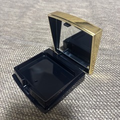 アーティストリー　ファンデーションケースの画像