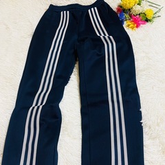 adidas✨アディダス✨70s✨IP6979✨トラックパンツ✨フロントライン✨の画像