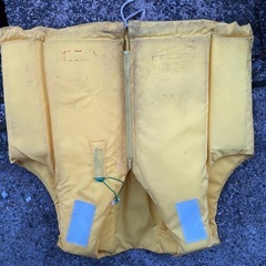 ライフジャケット　救命胴衣　4着の画像