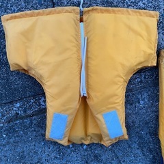 ライフジャケット　救命胴衣　4着の画像