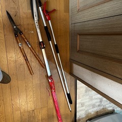 枝切りバサミなどの画像