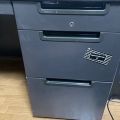 【お譲り先決定】オフィスデスクの画像