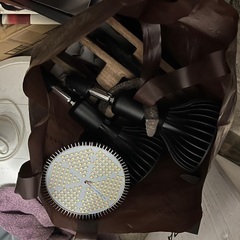 無料！扇風機　クッション　ハンガー　映画パンフレット　カードケース　黒板ボード　クリアファイル　テーブル　ゲタ　ライトの画像