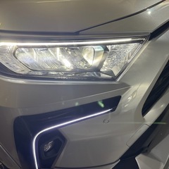 ヘッドライト黄ばみとり取りの画像