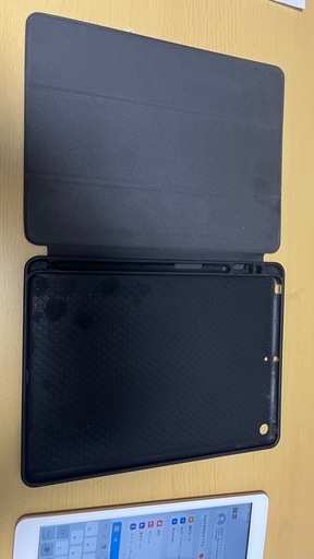 iPad 128G　第7世代　