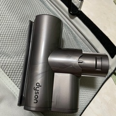 ダイソン　ハンドクリーナー　セット
の画像