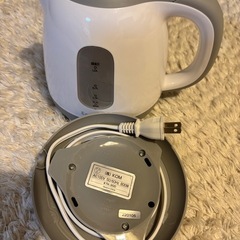 電気ケトル　1リットルの画像