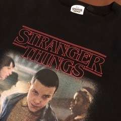 STRANGER THINGSスウェット
の画像