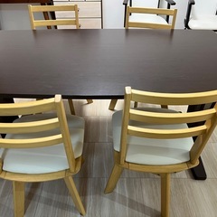 ニトリ◆ダイニングテーブル+椅子4脚セットの画像