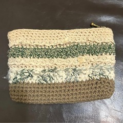 ハンドメイド ポーチ 編み物 グリーンの画像