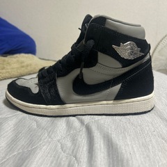 ナイキ ウィメンズ エアジョーダン1 レトロ ハイ OG ミディアム グレーの画像