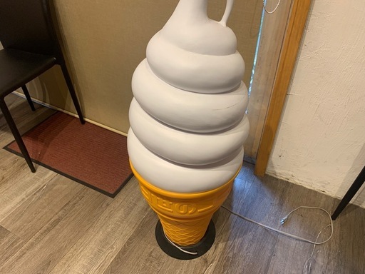 日世ソフトクリームディスプレイ　スタンド