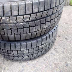 ダンロップウインターマックス02、225-45.18。の画像