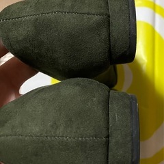 タッセル付きフラットシューズの画像