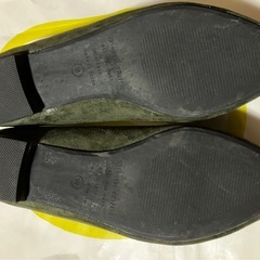 タッセル付きフラットシューズの画像