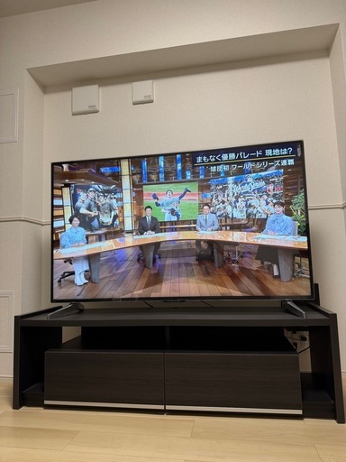 シャープ60型液晶テレビ