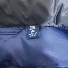 子供服 UNIQLO ベスト 110cmの画像